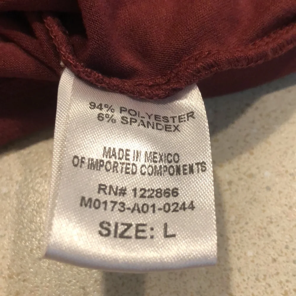 FLEXURE BODYWEAR CROP TOP BELIEVE IN YOURSELF PRINTED GRAPHIC MAROON SIZE LARGE